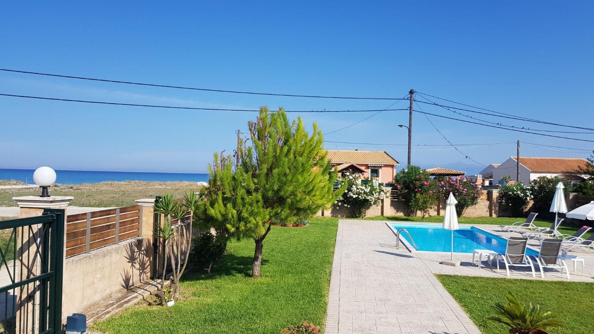 Almyra Beach House Corfu Almiros Beach 外观 照片