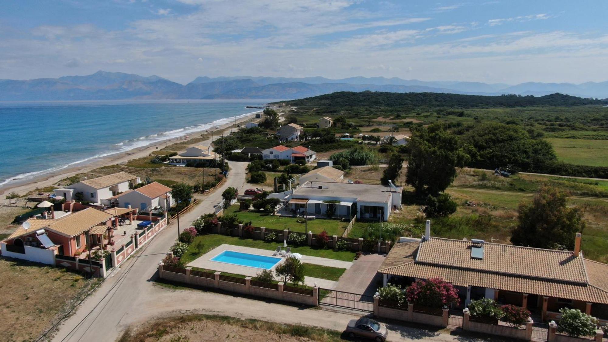 Almyra Beach House Corfu Almiros Beach 外观 照片