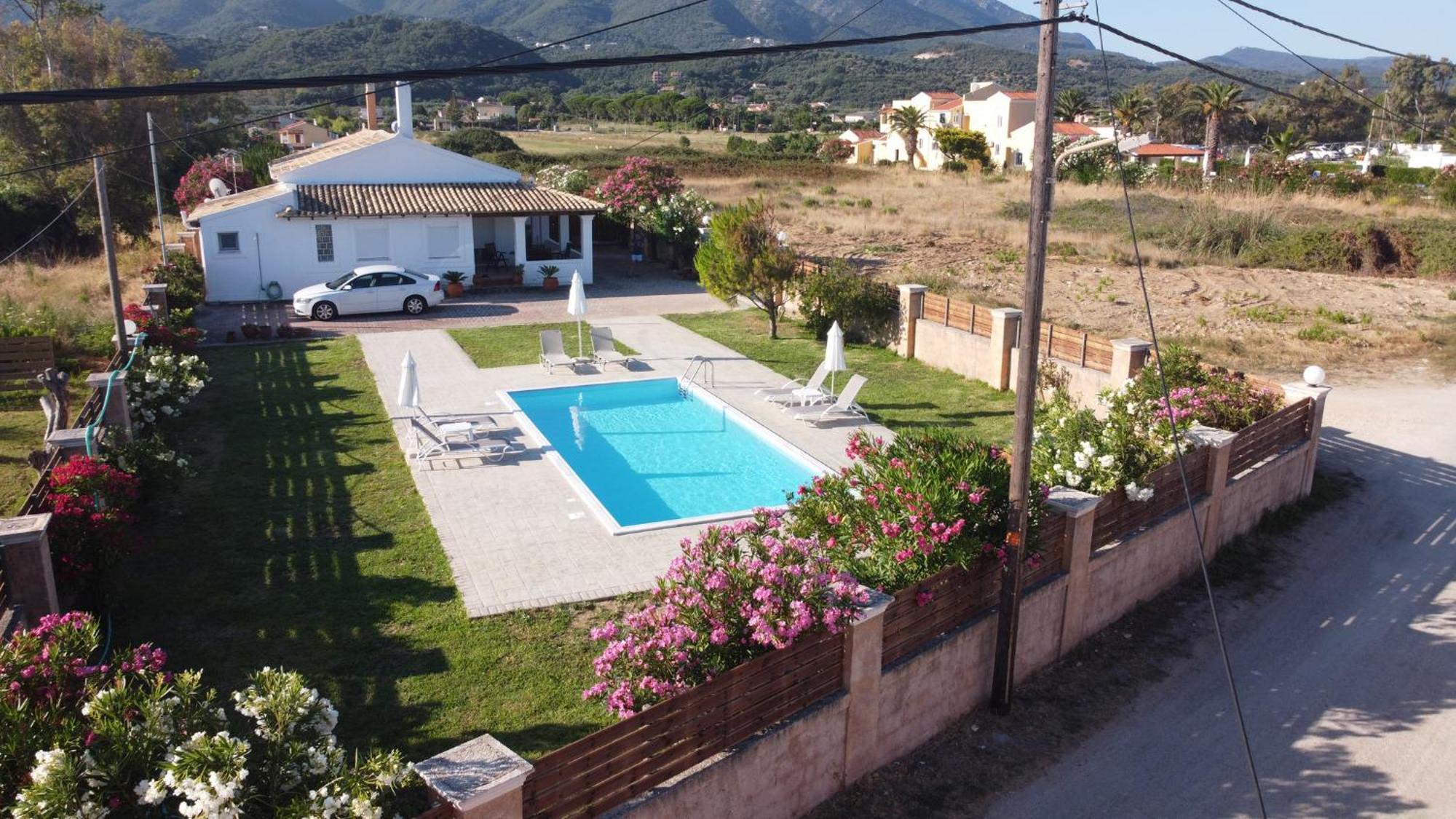 Almyra Beach House Corfu Almiros Beach 外观 照片