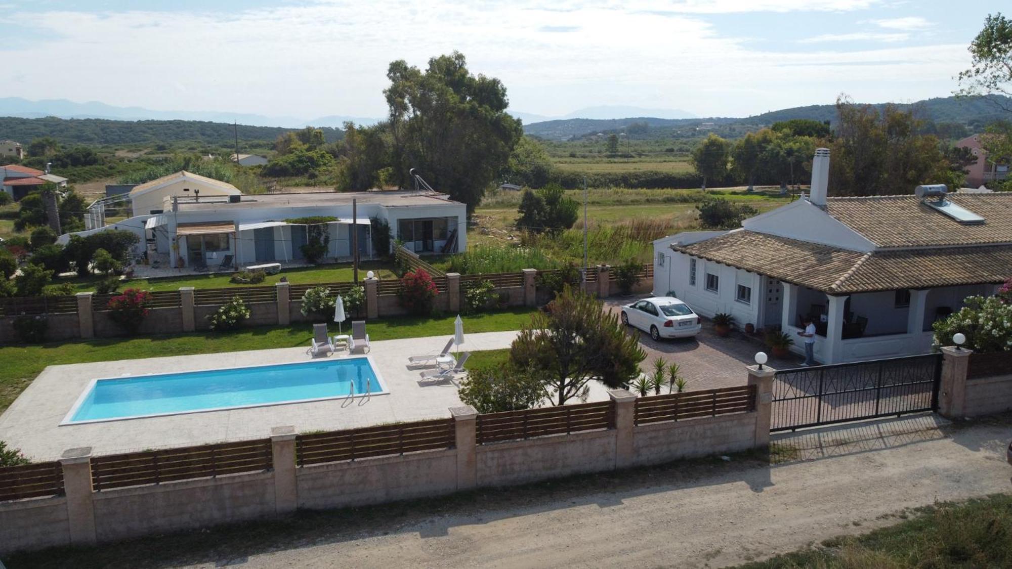 Almyra Beach House Corfu Almiros Beach 外观 照片